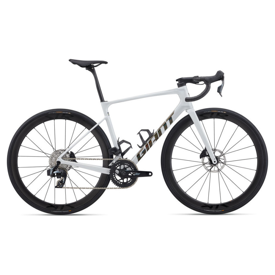 Vélo Endurance Defy Advanced Pro 1 - 2026 - Giant - CYCLES BLAIN