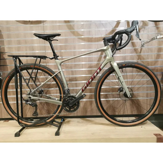 REVOLT Advanced 2 GRAVEL - Giant - Equipé - Taille ML - Occasion reconditionné