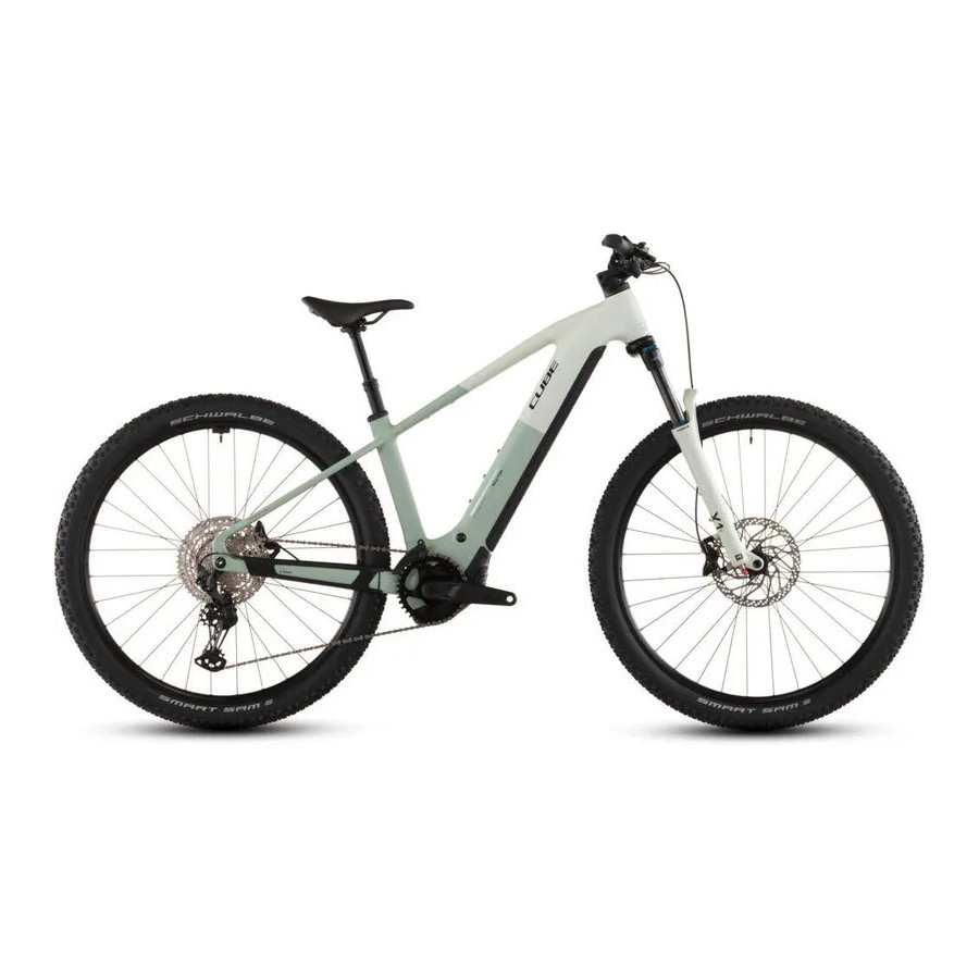 VTTAE Reaction Hybrid PRO 800 - 2026 - Cube