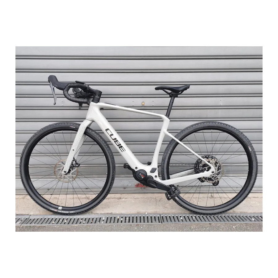 Nuroad Hybrid C:62 Race - 2026 - M - Gravel Electrique CUBE d'occasion reconditionné
