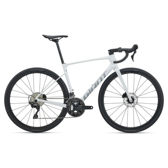 Defy Advanced 2 - 2027 - Giant