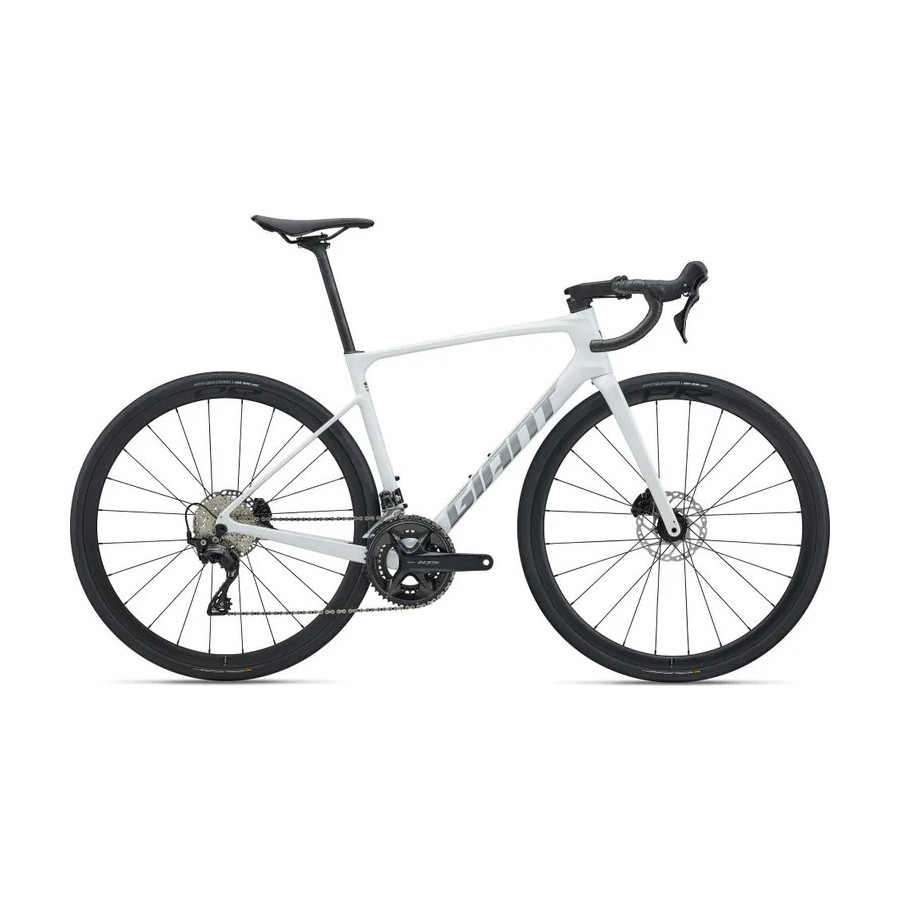 Defy Advanced 2 - 2027 - Giant