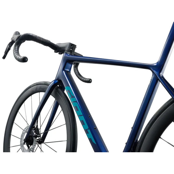 TCR Advanced SL 1 - 2027 - Giant chez CYCLES BLAIN