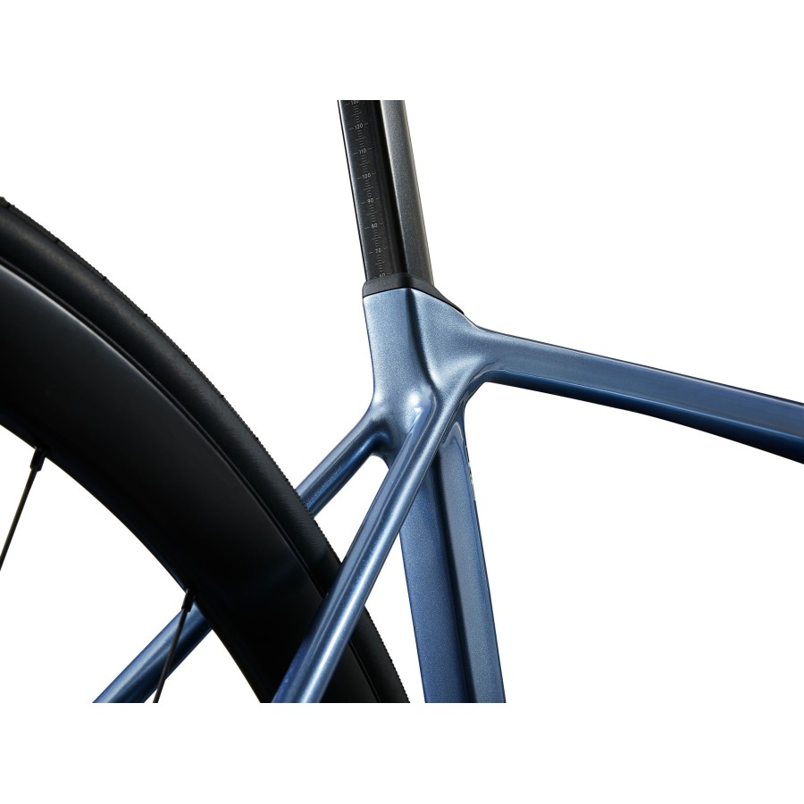 Giant TCR ADVANCED 0-PC FROST SILVER 2024 2025