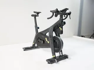 DCF Premium : le nouveau vélo pour vos étdes posturales GIANT