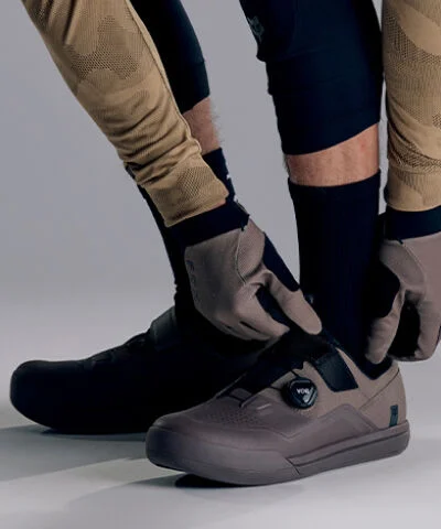 Essayez des chaussures VTT FOX